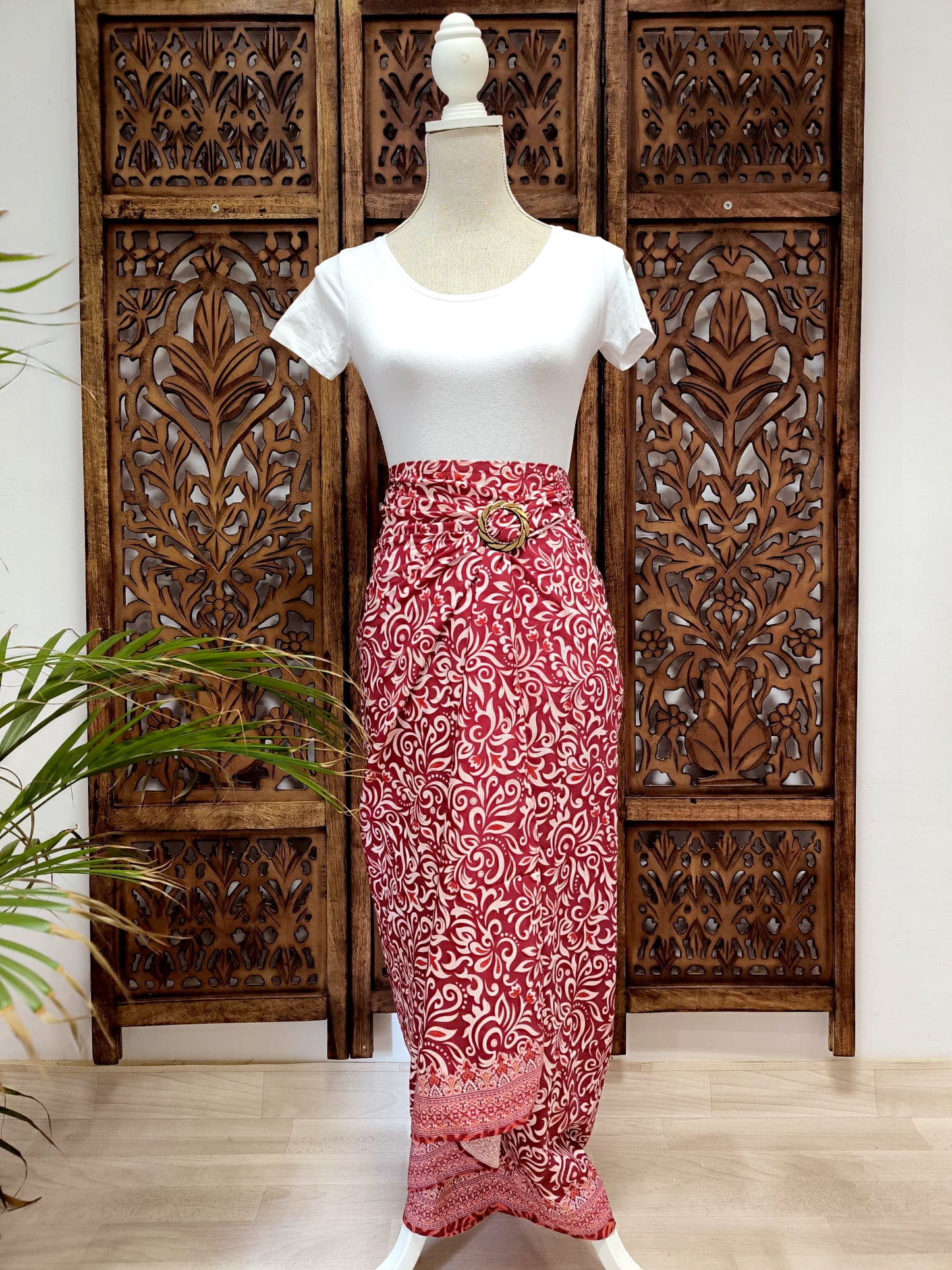 Wikkelrok sarong Cacing Merah met gesp