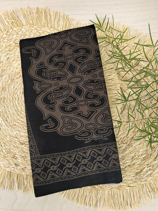 Herensarong, Asmad, dichtgenaaid