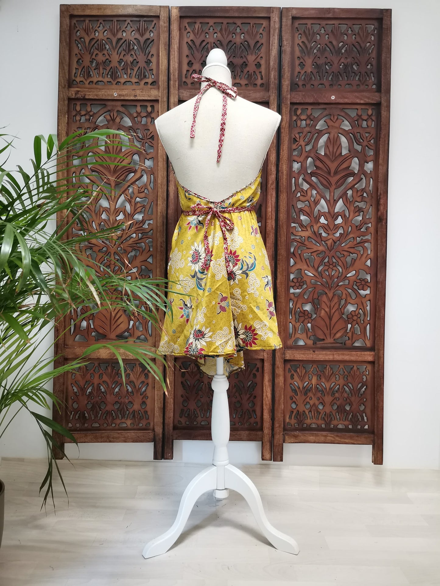 Korte zomerjurk/lange top, piramide vorm variant 9, geel