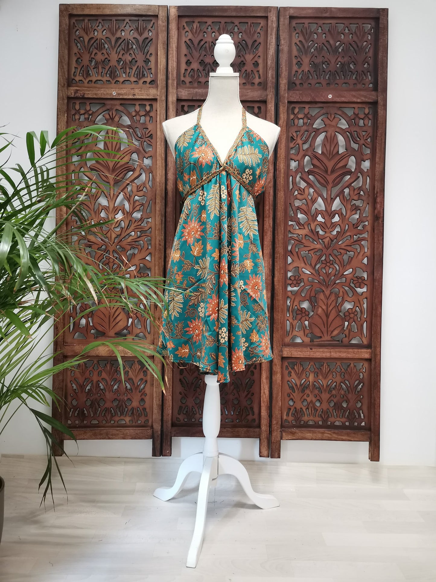 Korte zomerjurk/lange top, piramide vorm variant 20, groen