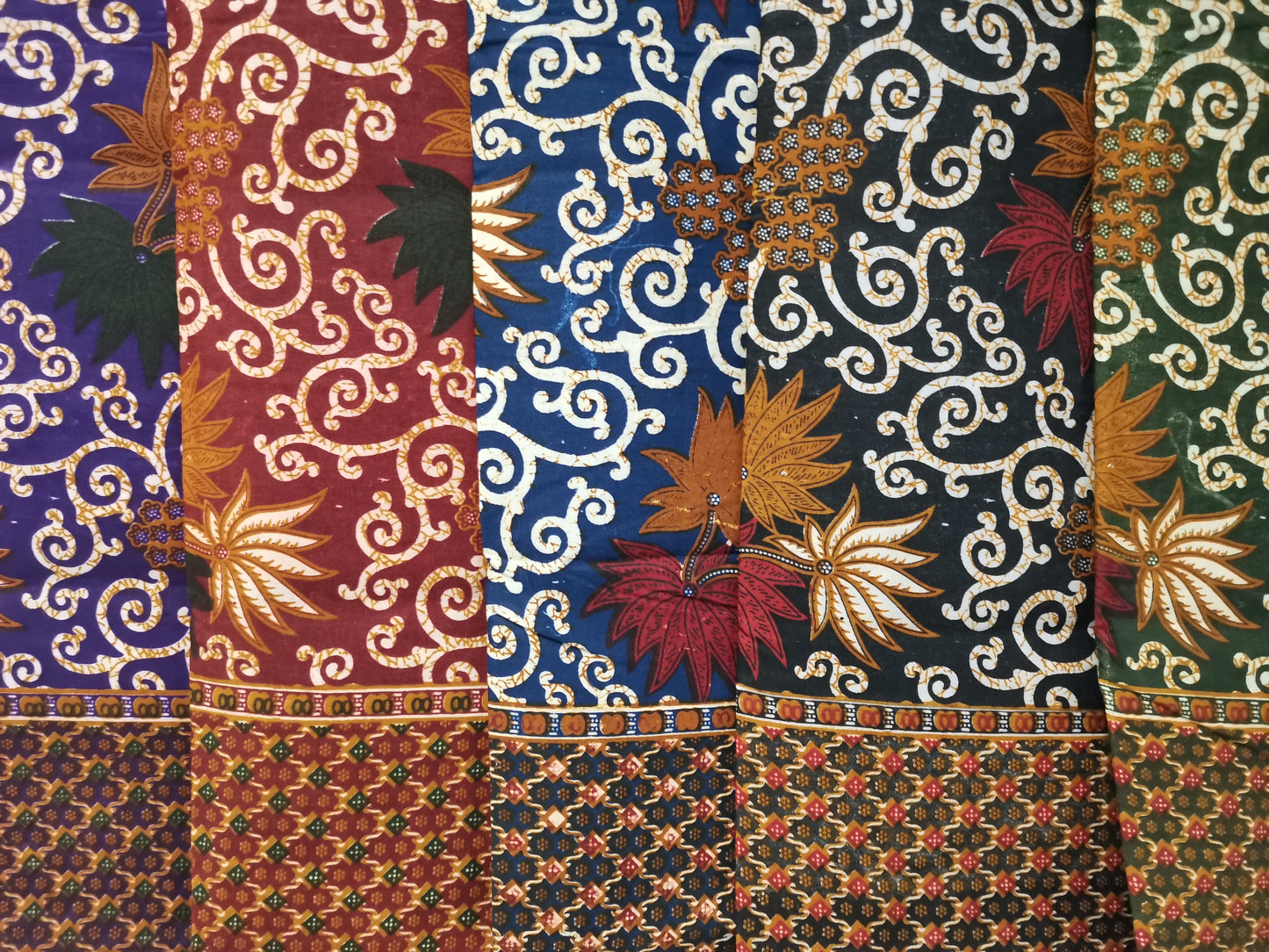 Traditionele sarong Ratu Adil model 2 paars