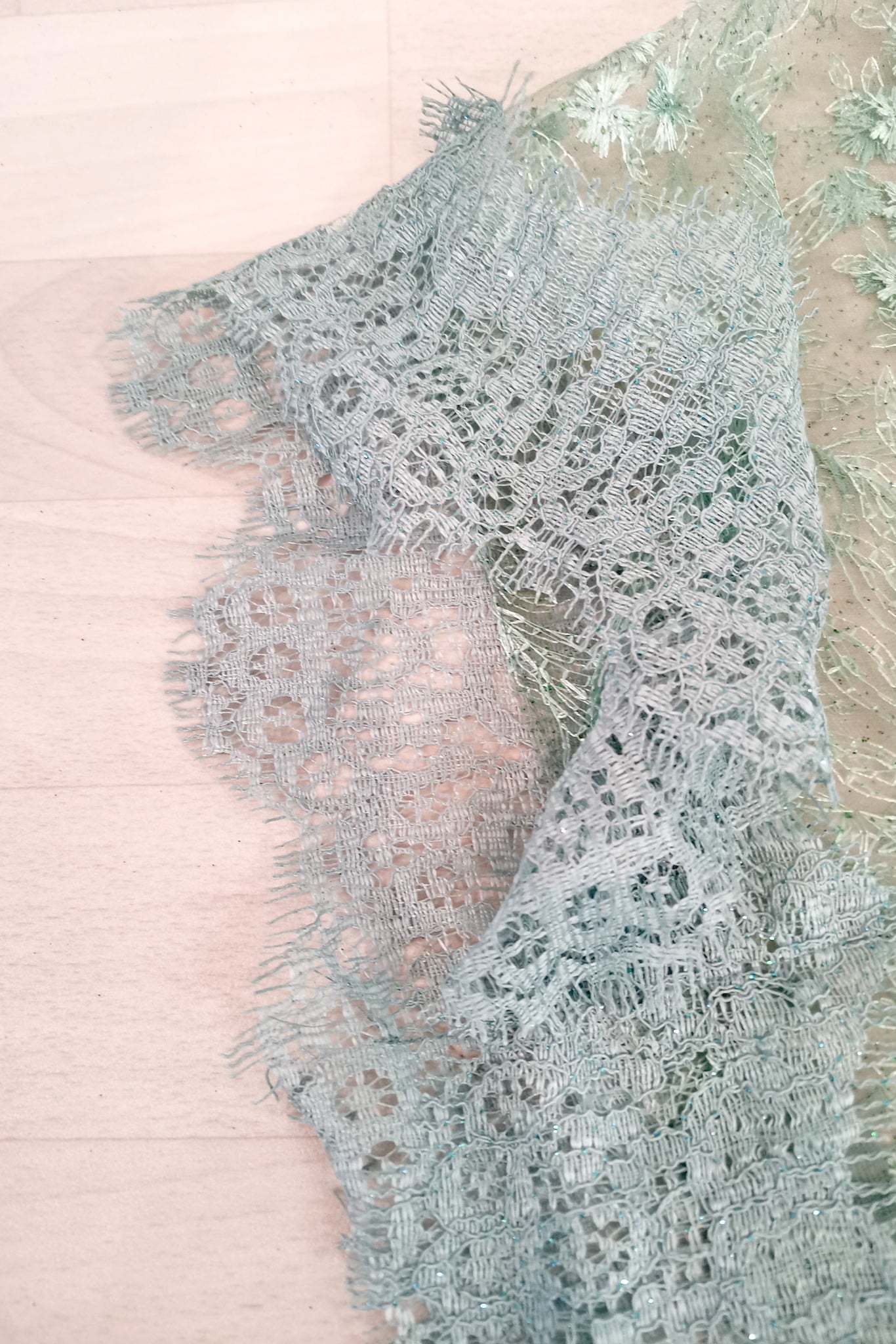 Ruime kebaya blouse, cape, mintgroen, ook voor grote maten