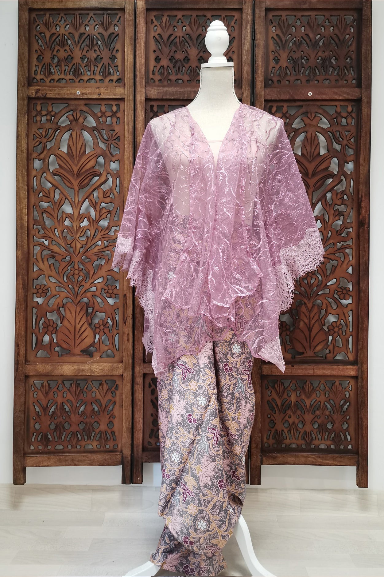 Ruime kebaya blouse, cape, roze, ook voor grote maten