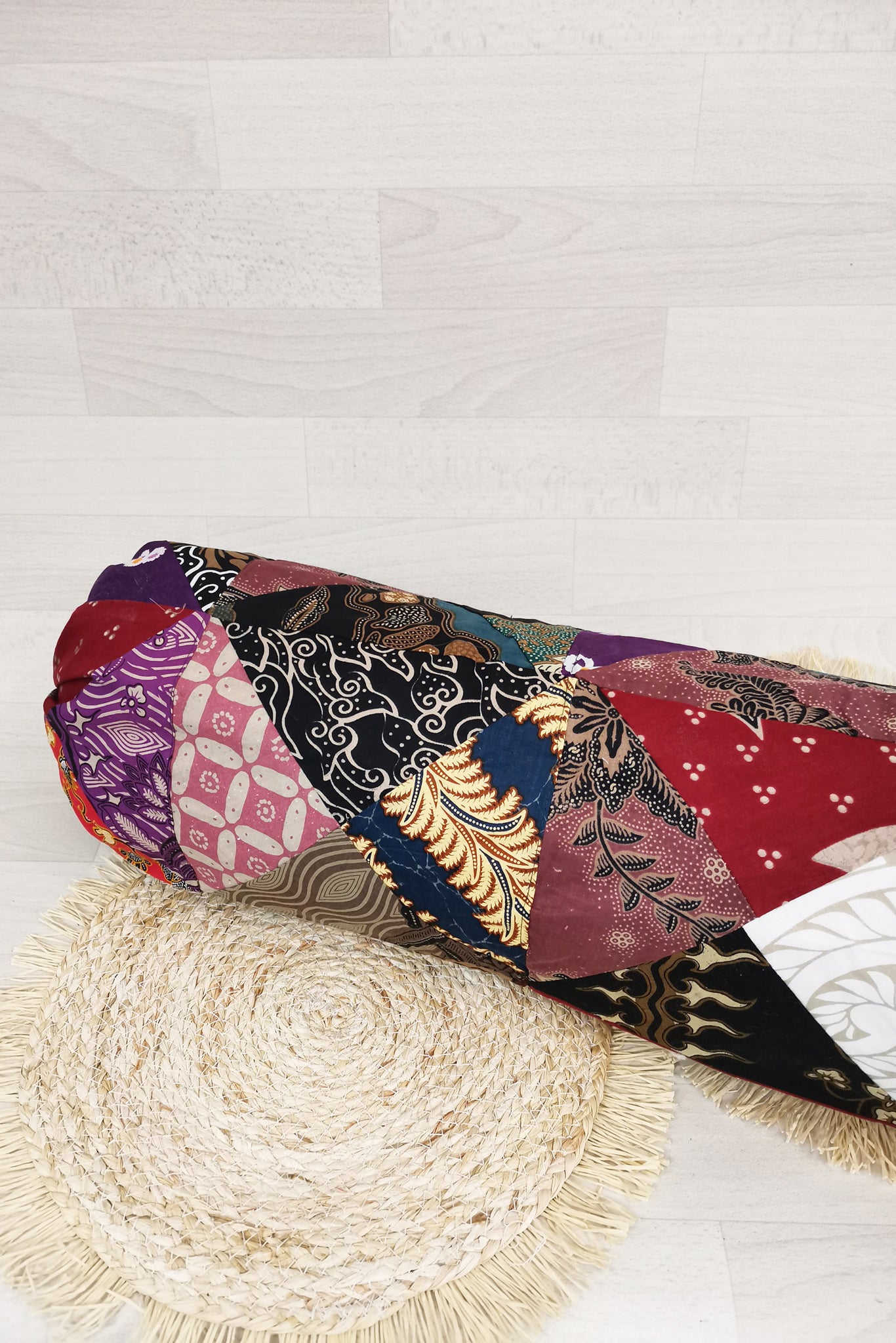 Kussensloop voor bantal guling, patchwork batikstof assorti