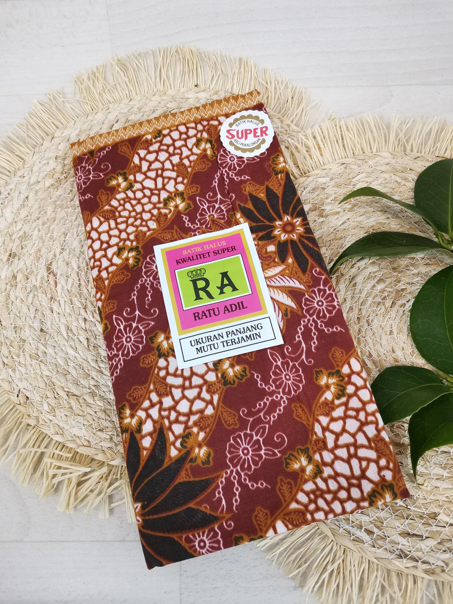Traditionele sarong Ratu Adil model 1 rood