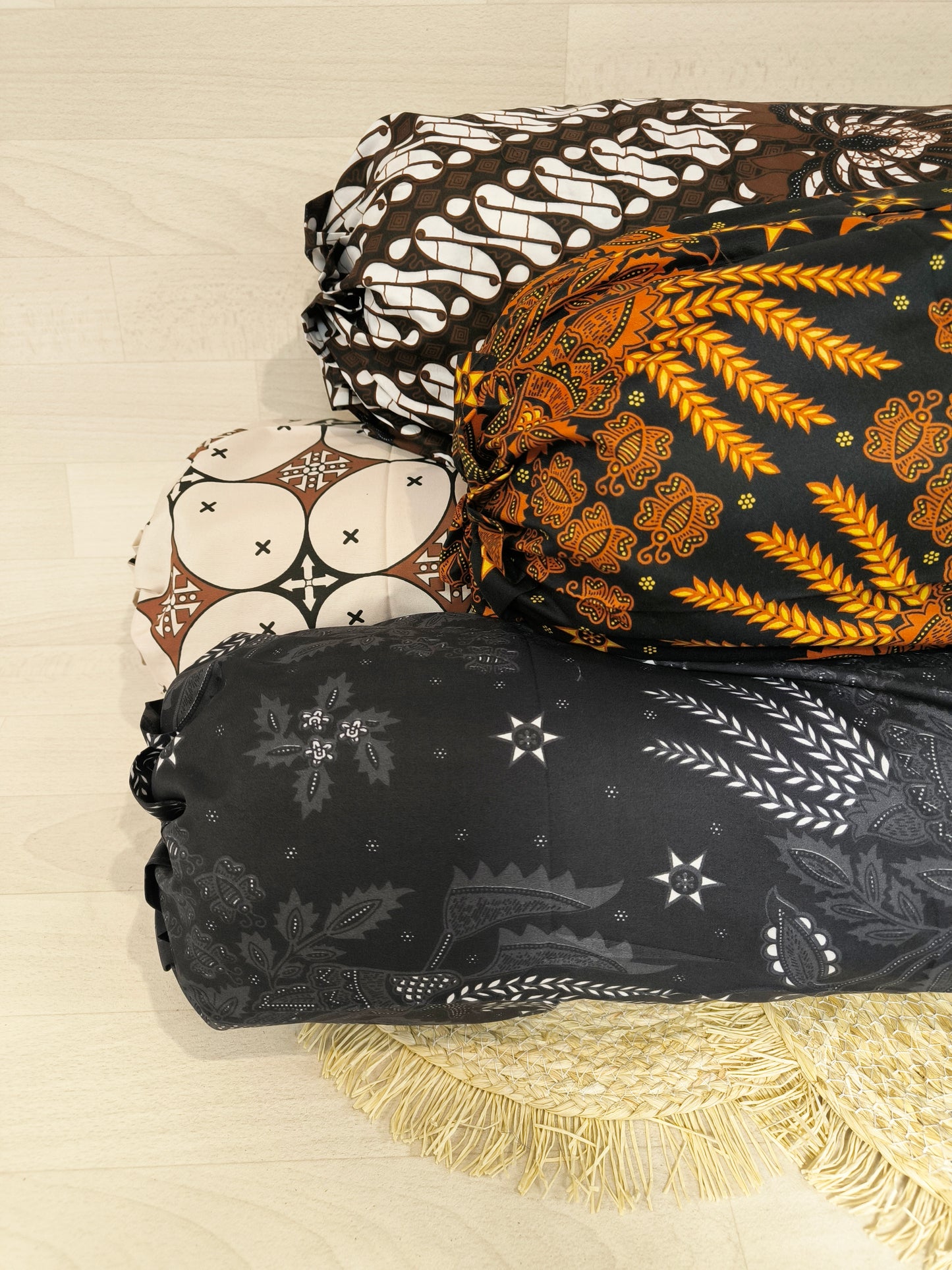 Kussensloop voor bantal guling, batik Pekalongan