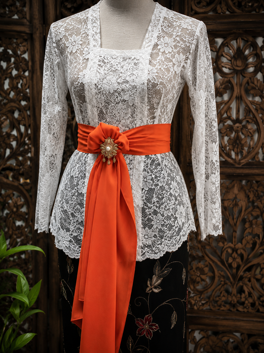 Slendang oranje, zonder broche