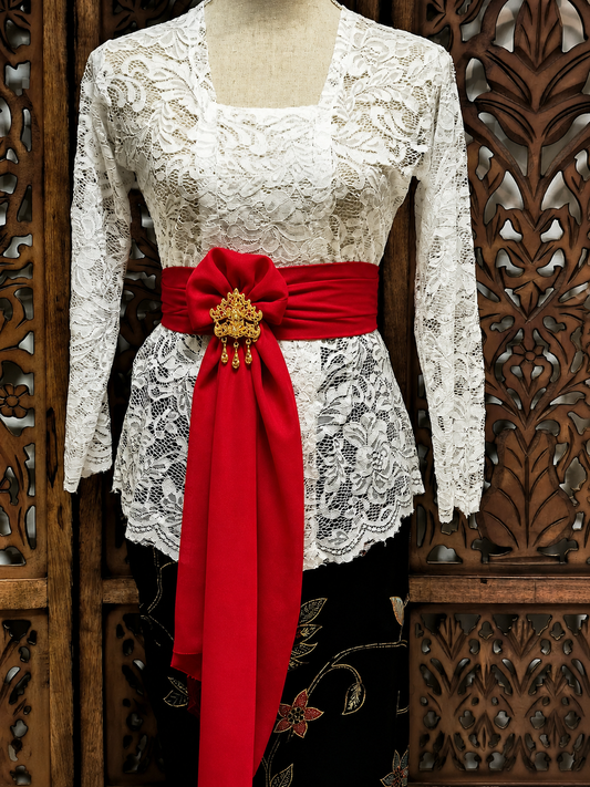 Slendang rood, zonder broche