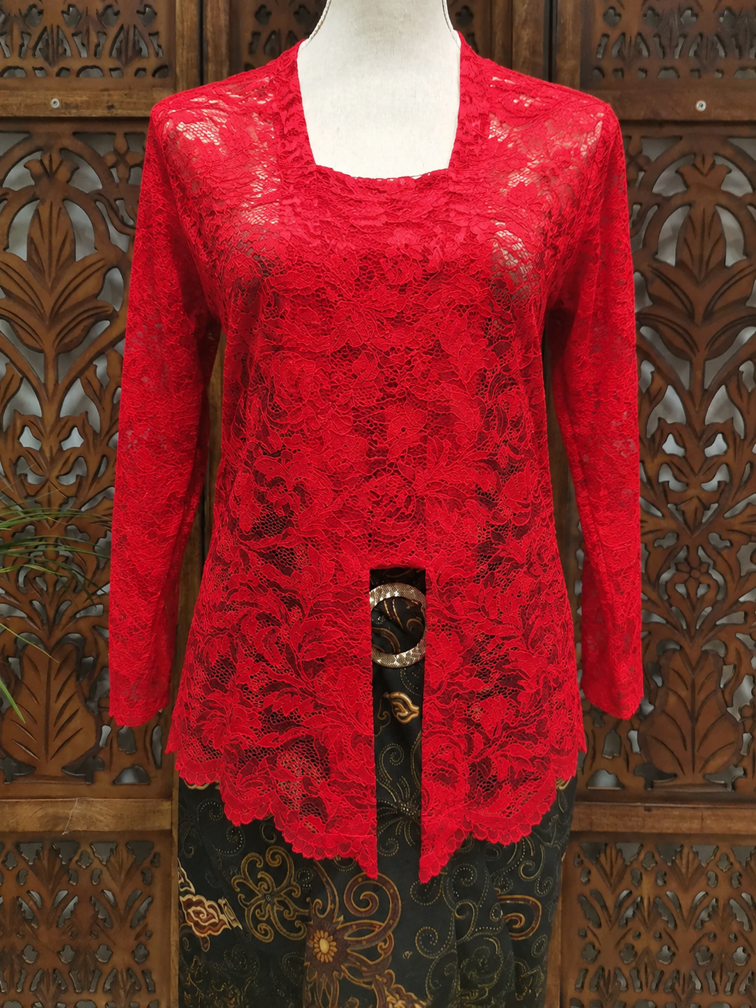 Kebaya rood, kebaja traditioneel, rood