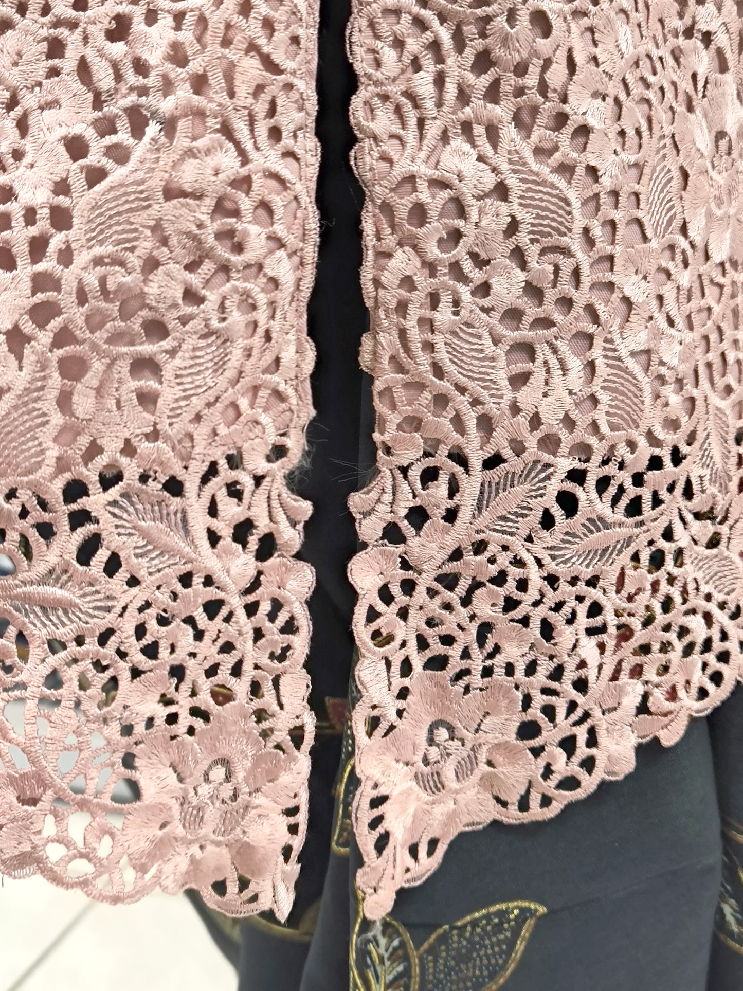 Kebaya met korte mouwen