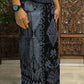 Herensarong, Tribuana Abu, dichtgenaaid