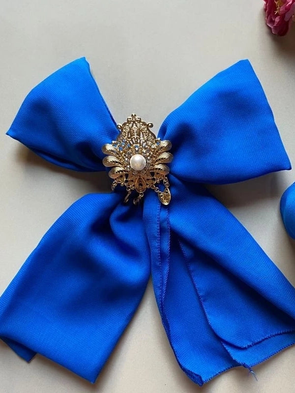 Slendang blauw, zonder broche