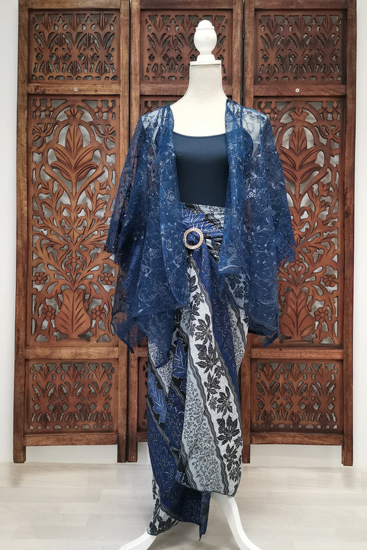 Ruime kebaya blouse, cape, donkerblauw, ook voor grote maten