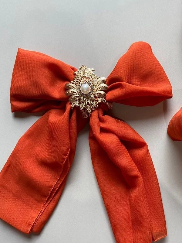 Slendang oranje, zonder broche